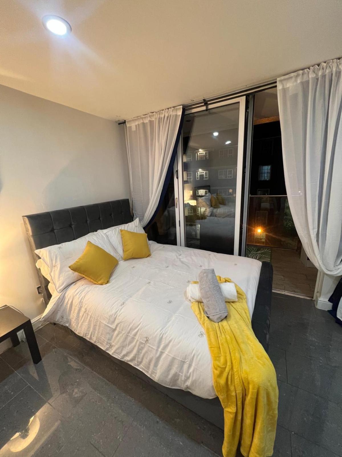 Cosy Luxurious Room In The Heart Of 런던 외부 사진