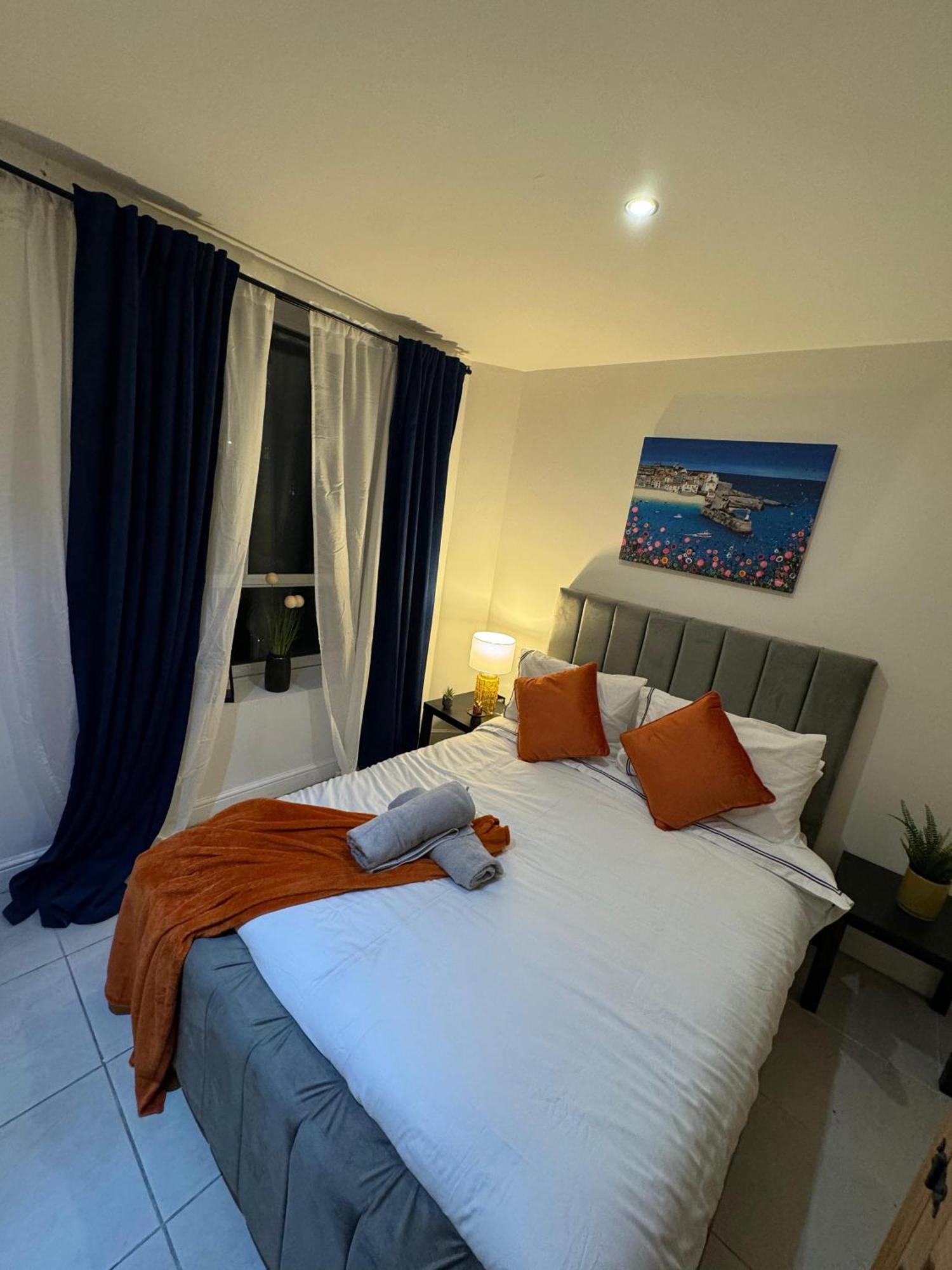 Cosy Luxurious Room In The Heart Of 런던 외부 사진