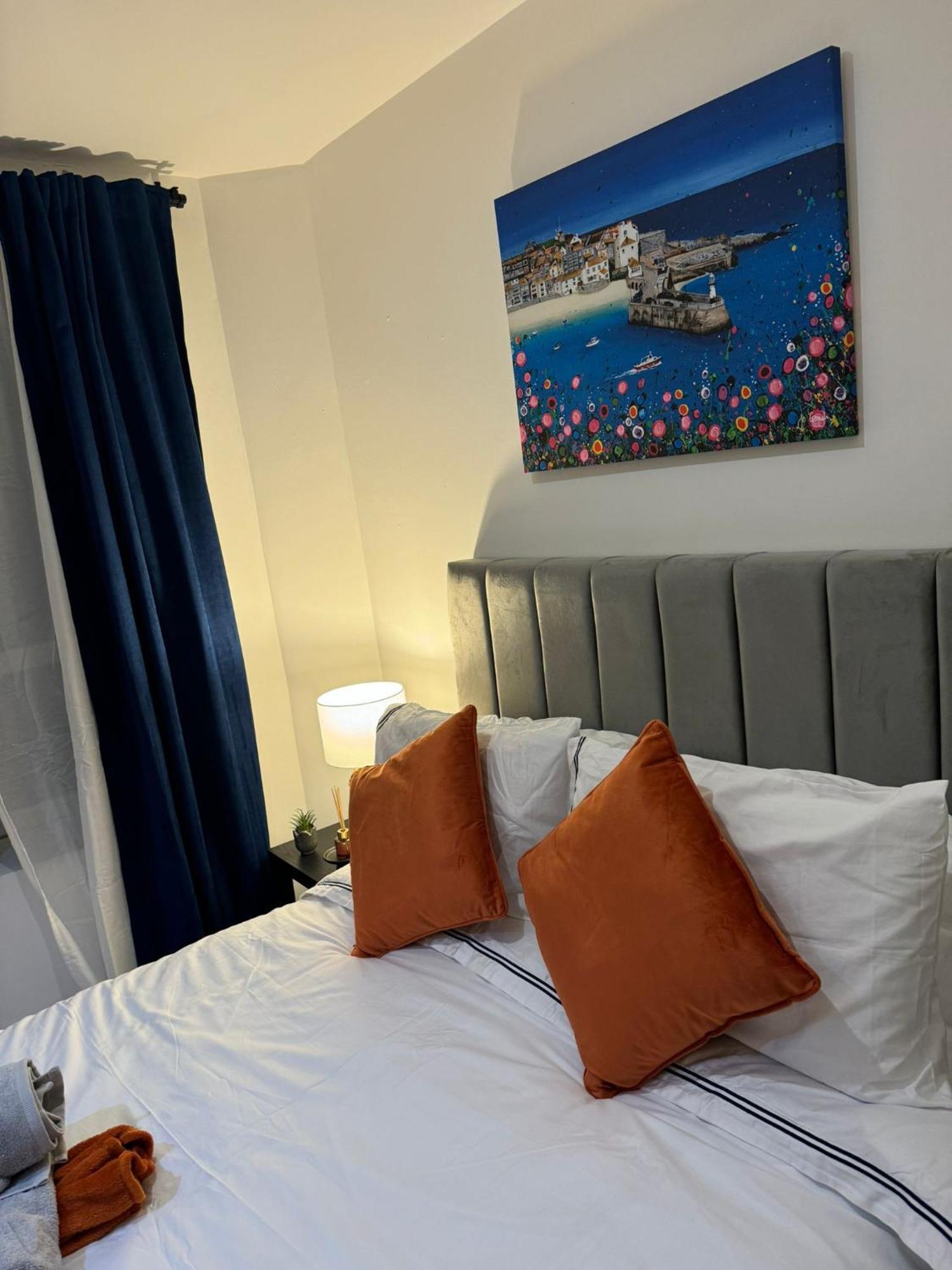 Cosy Luxurious Room In The Heart Of 런던 외부 사진